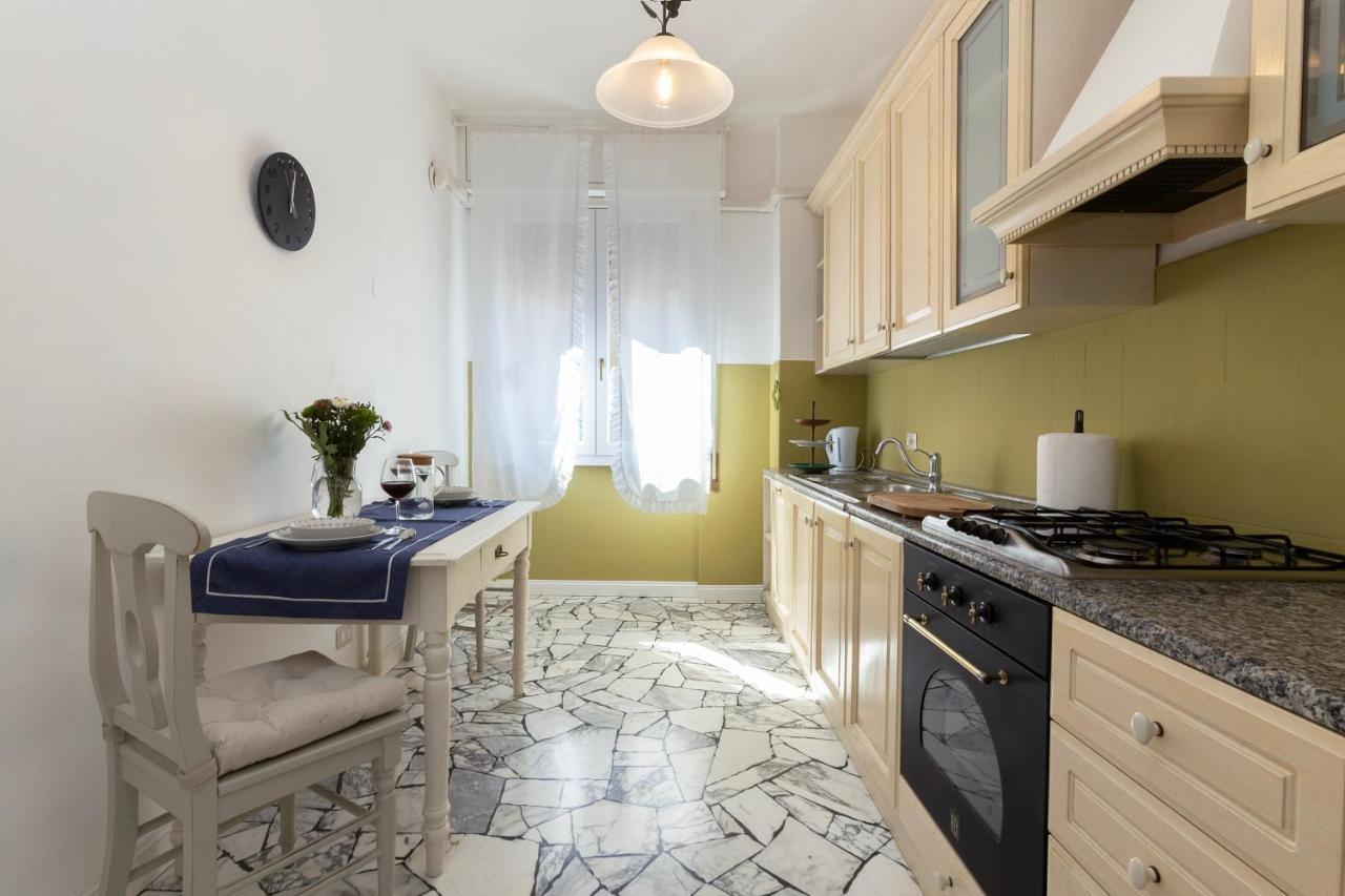 Lilly Apartment Florenz Exterior foto