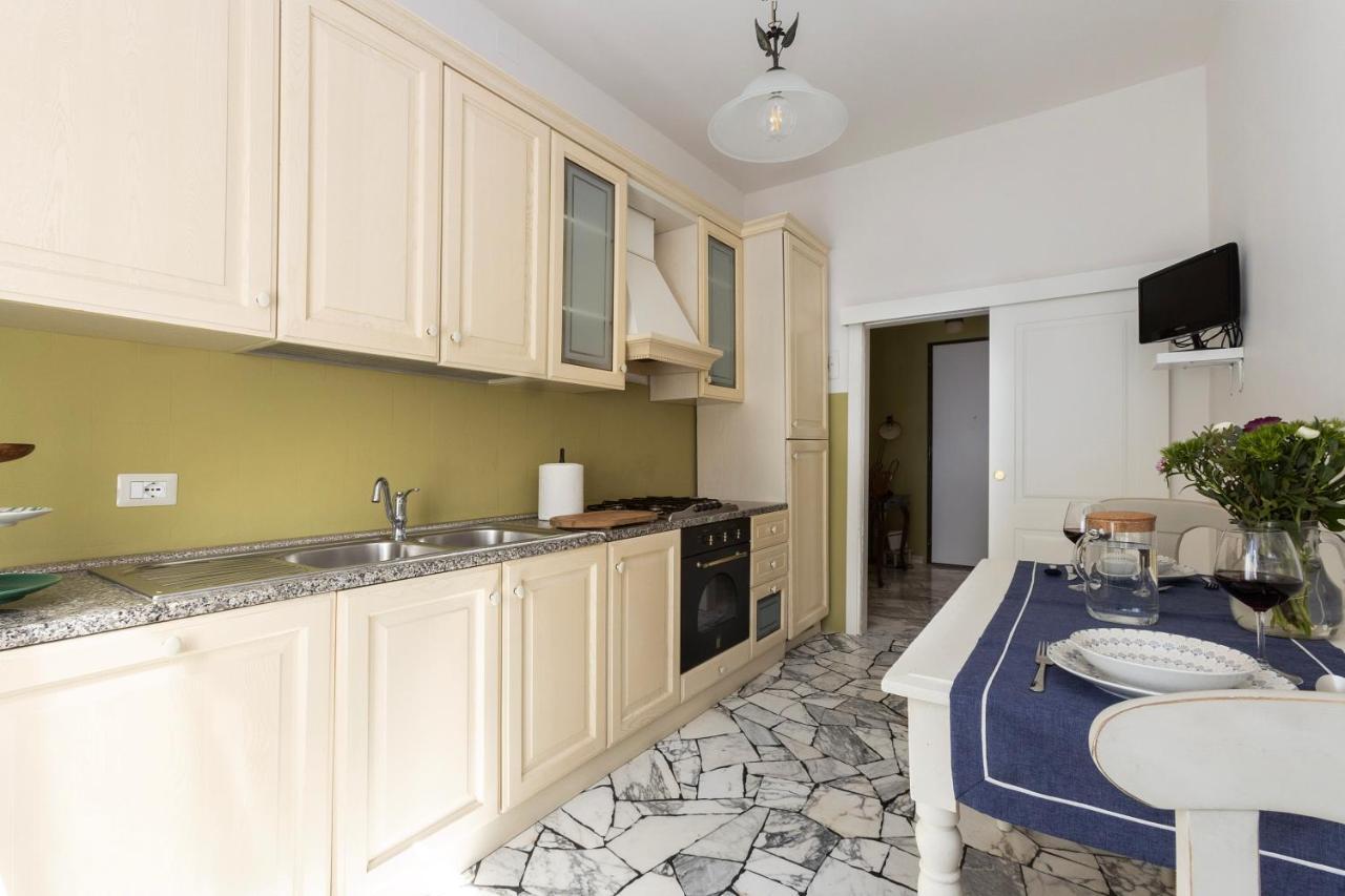 Lilly Apartment Florenz Exterior foto